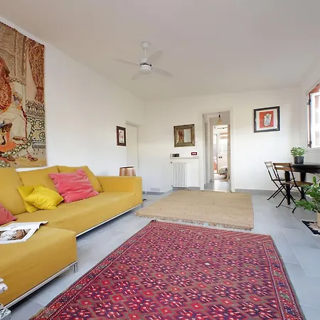 Апартаменты Prati Charming Attic